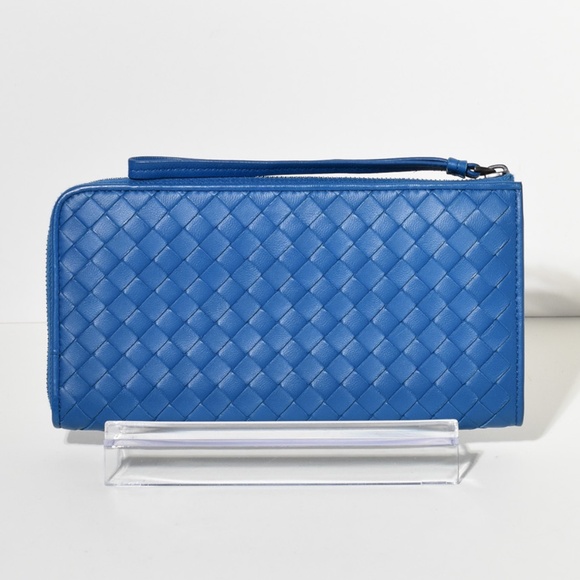 Bottega Veneta Aqua Intrecciato Nappa Leather Zip Wallet Blue - Picture 1 of 10